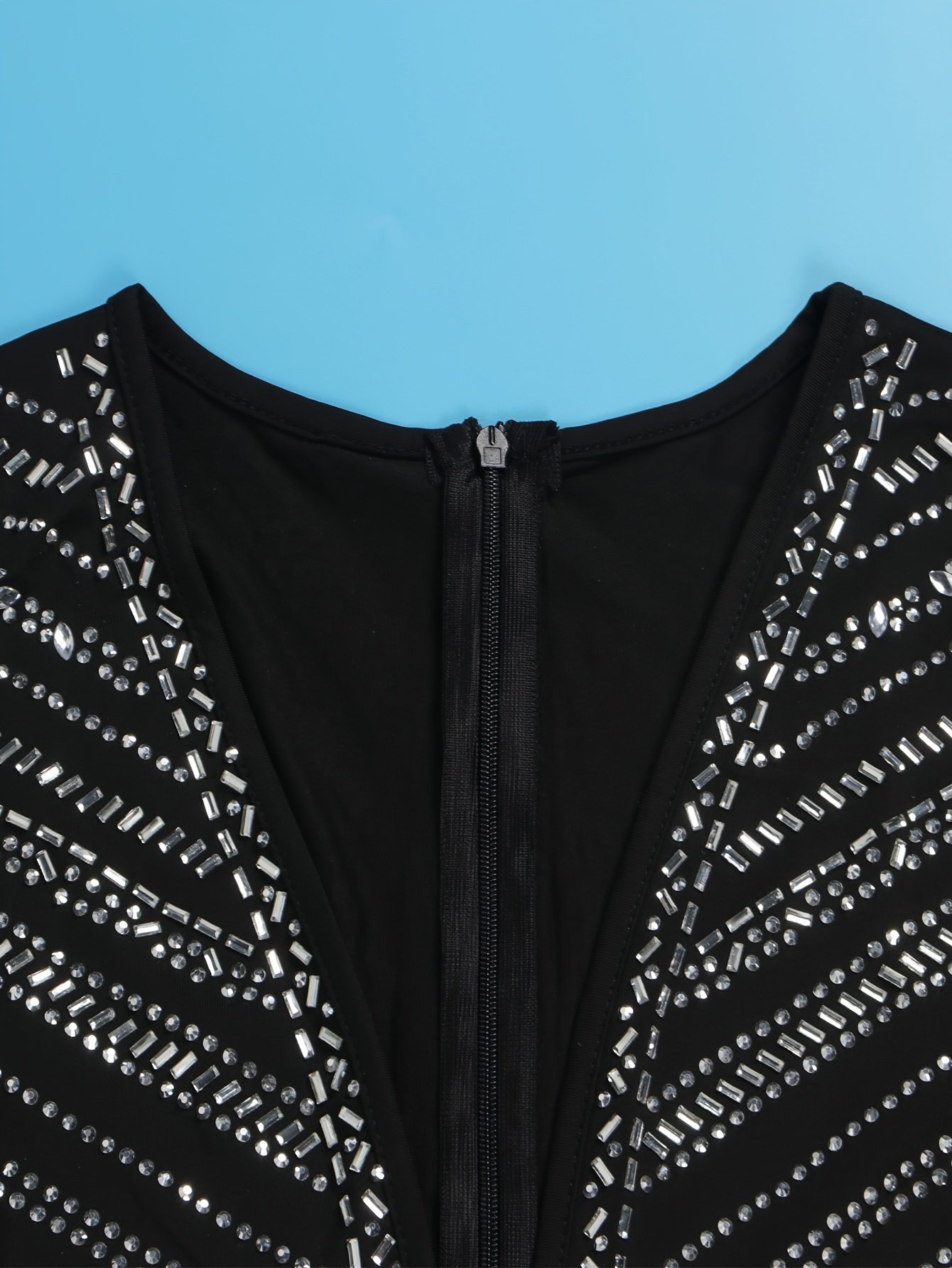 Plus Size Rhinestone Skinny Jumpsuit, Sexy Deep V Neck Long Sleeve Jumpsuit For Party & Club, Women's Plus Size Clothing - Image 8